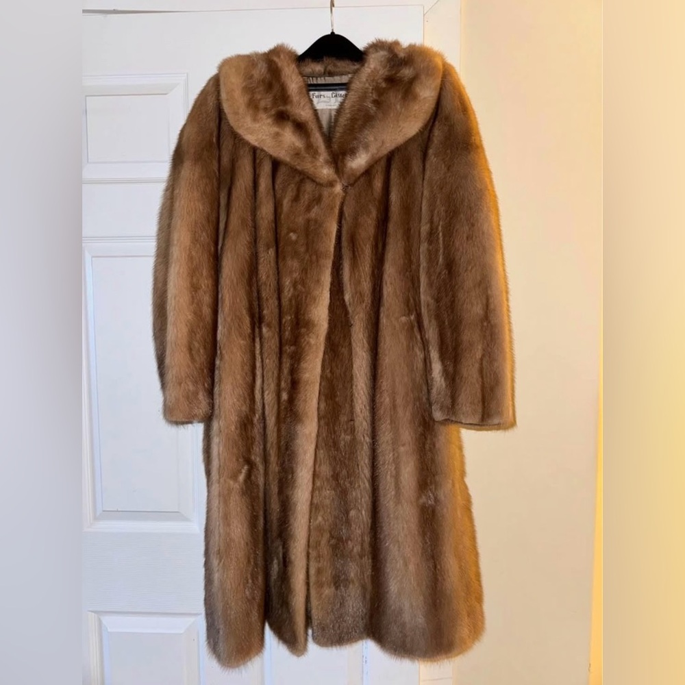 Woman’s Large Mink Jacket
